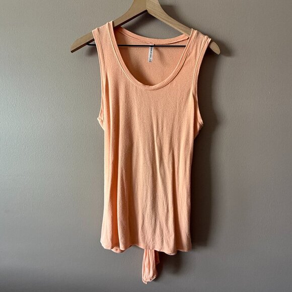 Women's M Fabletics Mariela Tank Peach - Picture 4 of 7